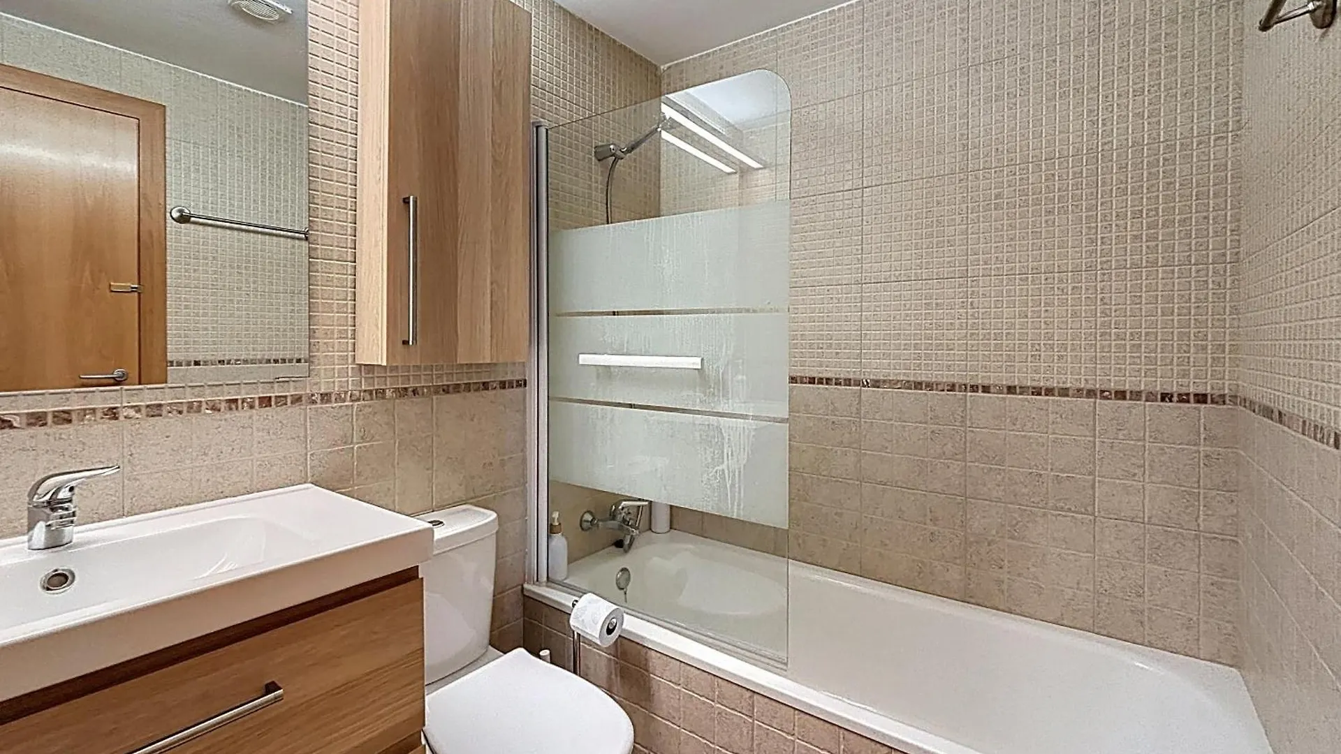 139 Piso Vista Al Canal Y Piscina Empuriabrava Apartamento
